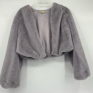 Gianni Bini Grey, faux fur, cropped jacket.